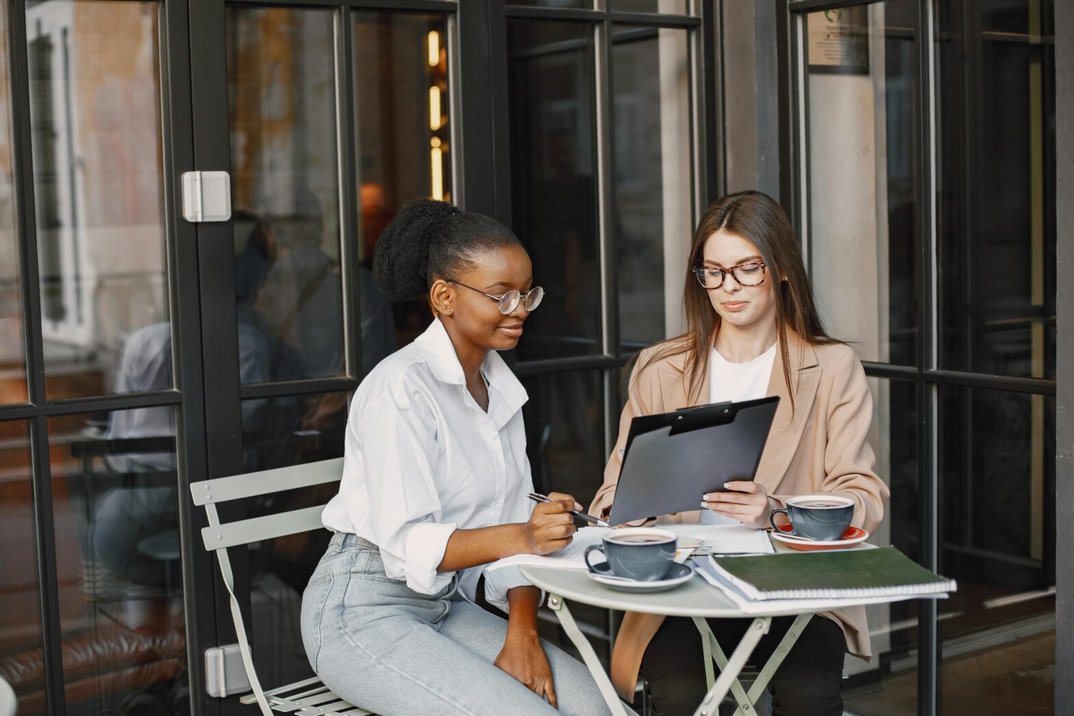 How to Choose the Right PR Consultant in Mississauga