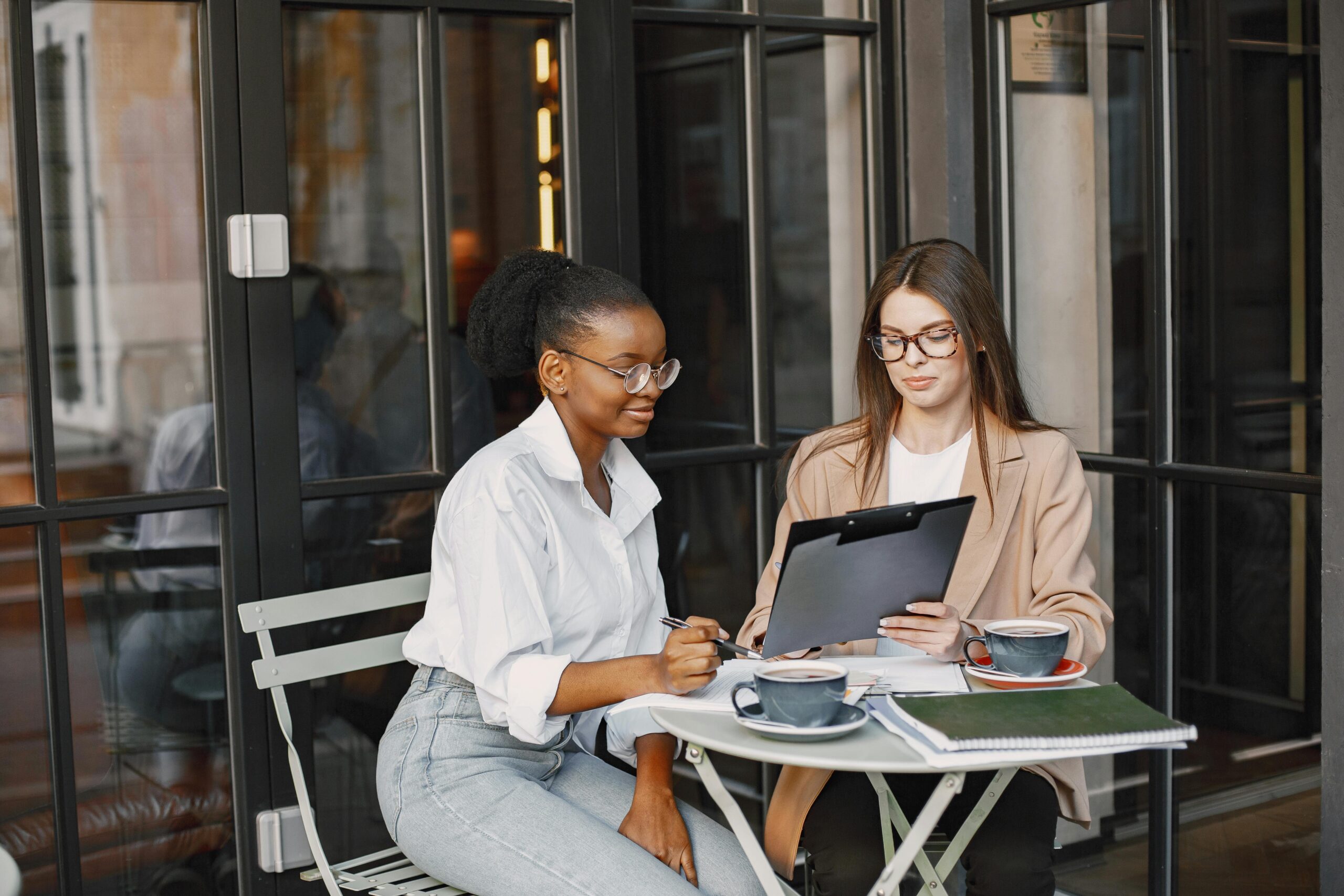 How to Choose the Right PR Consultant in Mississauga for Your Immigration Journey